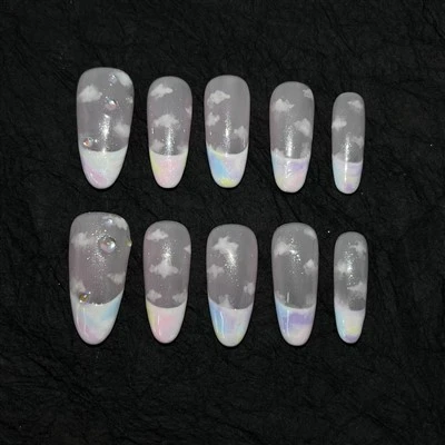 Cloud Pattern Nails