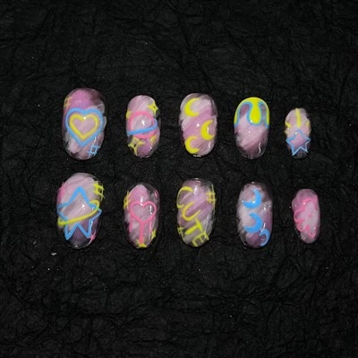 Cutieip Graffiti Nails
