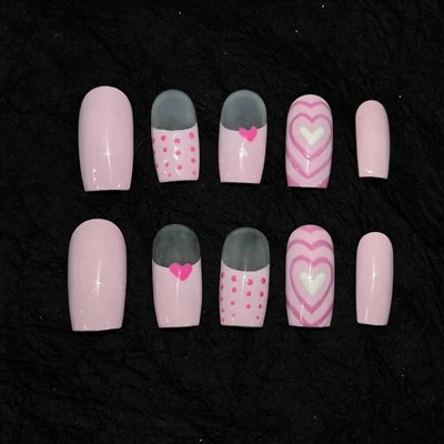 Heart Pattern Nails