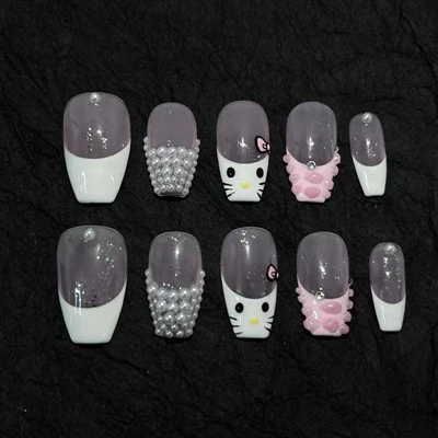 Hello Kitty Pattern Nails