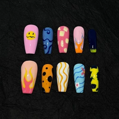 Smiley Face Pattern Nails