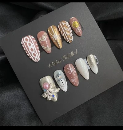 Winter Press On Nails